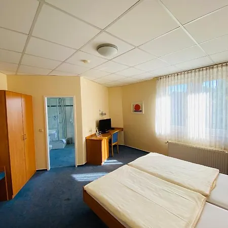 Montan Ξενοδοχείο 3*